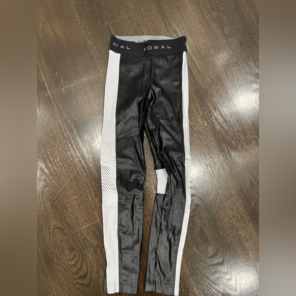 LADIES EXTRA SMALL XS KORAL ACTIVEWEAR HIGH WASTE LUSTROUS LEGGINGS BLACK